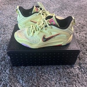 Size 7.5 - Nike KD 15 Aimbot